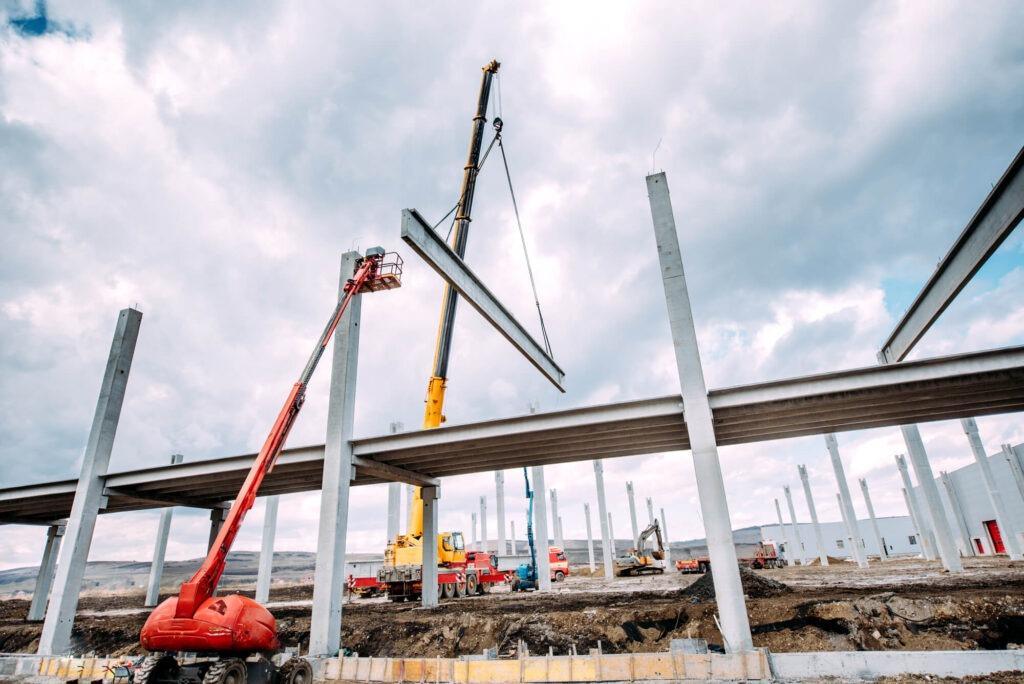 crane-lifting-steel-beams